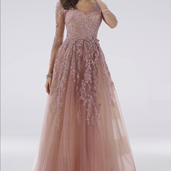 Lara Davi Floral Appliqué Lace Ball Gown - Picture 1 of 6
